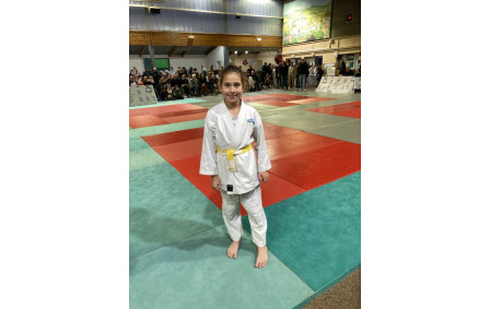 Mayline dans la catégorie poussines